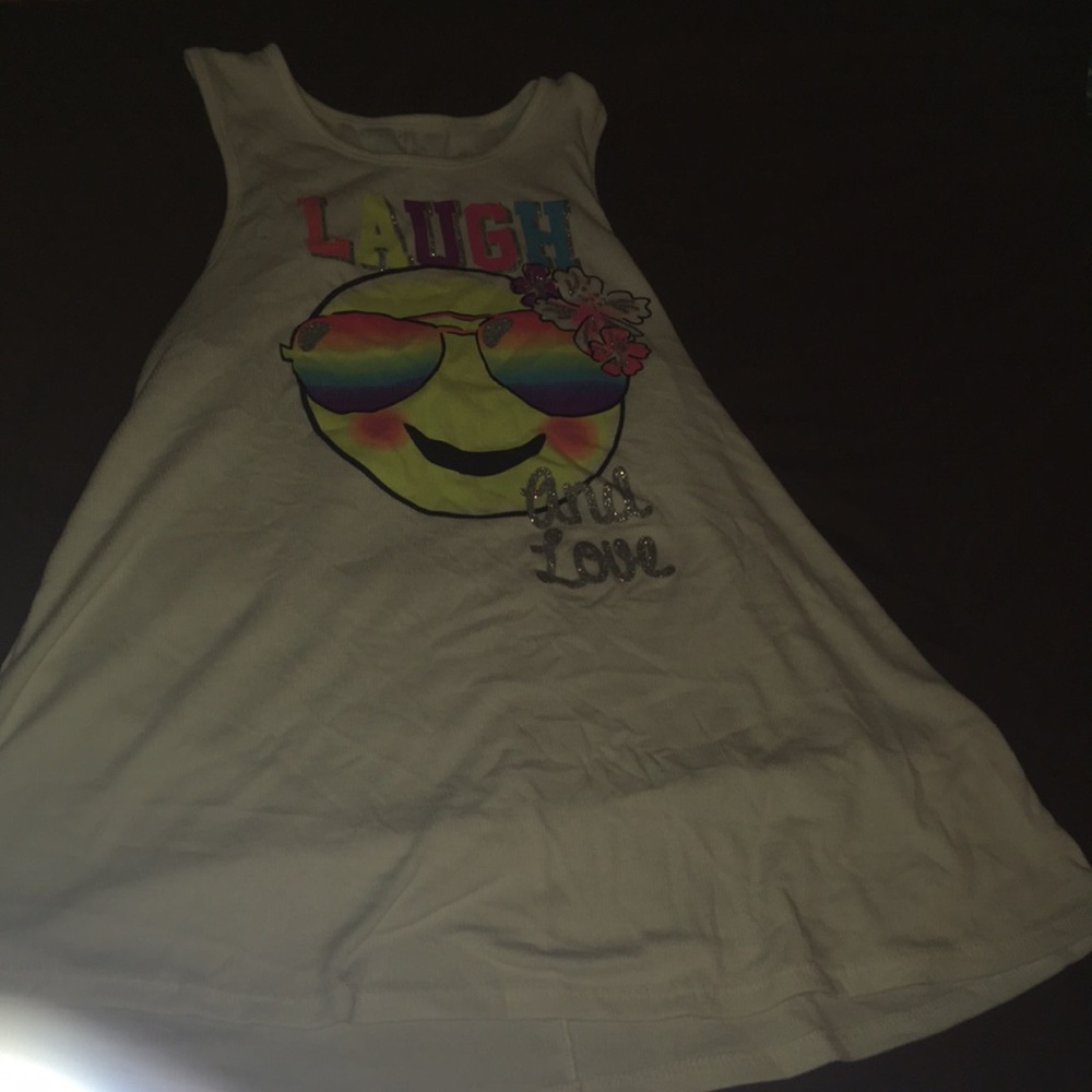 Tee shirt